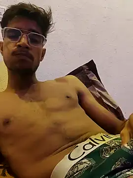 Snapshot of kaushikhotty chatting on June 25, 2026, 5:29 pm kaushikhotty online show from June 25, 2026, 5:29 pm