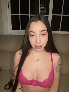 rosemistic online show from April 3, 2026, 7:42 pm