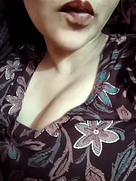 MAHISHETTI online show from February 16, 2026, 4:49 pm