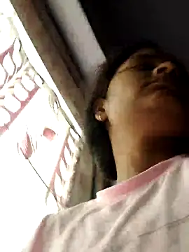 Sexy-Niya online show from May 12, 2026, 9:37 am
