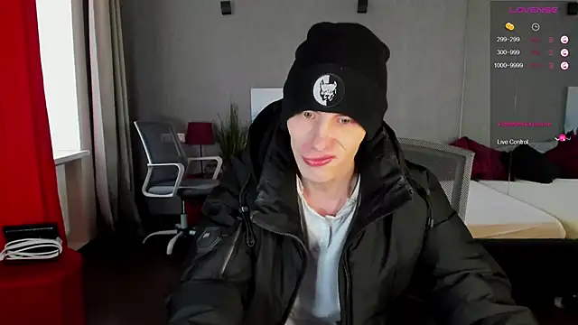 Snapshot of Erick_Wilson chatting on March 18, 2025, 8:59 pm Erick Wilson online show from March 18, 2025, 8:59 pm