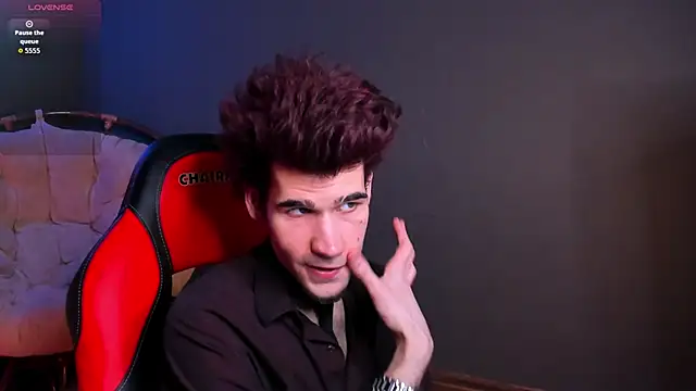 Snapshot of trevor_dreams chatting on February 19, 2026, 10:34 am trevor dreams online show from February 19, 2026, 10:34 am