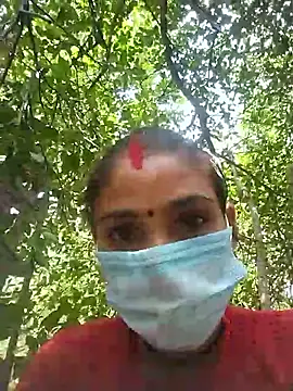 Snapshot of Seenu---Thakur chatting on June 12, 2026, 9:07 am Seenu---Thakur online show from June 12, 2026, 9:07 am