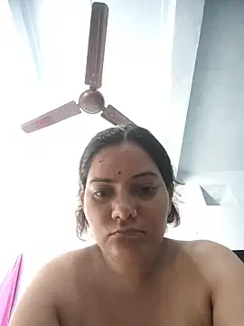 Snapshot of Anushka_Singh0 chatting on June 18, 2026, 9:14 am Anushka Singh0 online show from June 18, 2026, 9:14 am