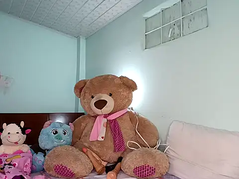 Elii petit online show from February 18, 2026, 11:23 pm