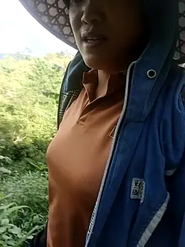 nelina 12345 online show from June 18, 2026, 9:25 am
