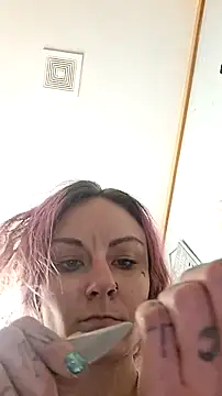 issyamazin online show from March 28, 2026, 11:00 am