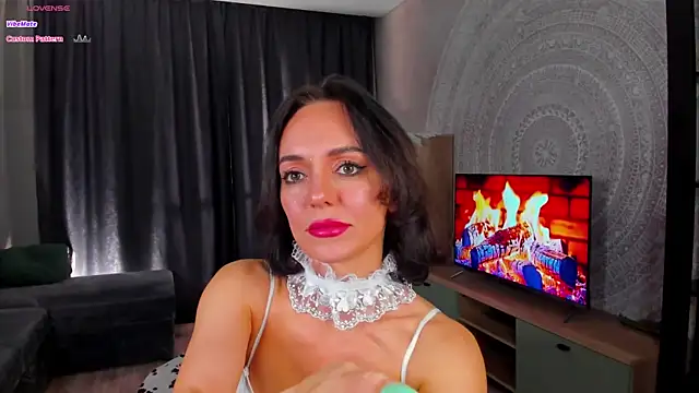 Shanita moon online show from April 4, 2026, 6:14 pm