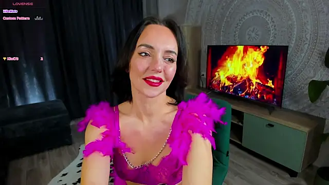 Shanita moon online show from April 16, 2026, 6:41 pm