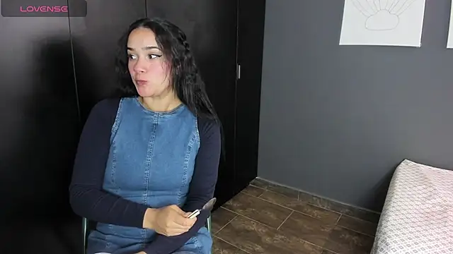 love kriss online show from April 4, 2026, 4:35 pm