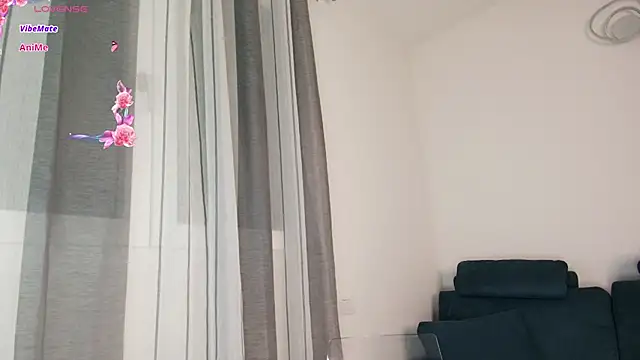 Alessia-Bloom online show from July 9, 2026, 7:24 pm