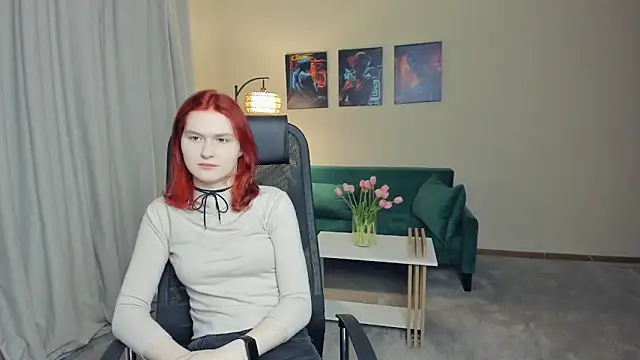 LinaMalech online show from February 14, 2026, 2:17 pm