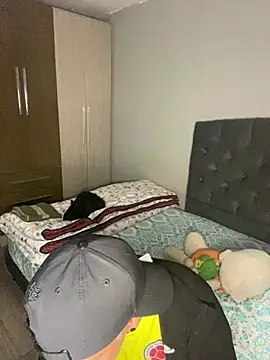 WILD BIGCOCK35 online show from February 15, 2026, 1:39 am