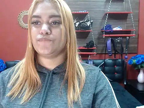 Snapshot of Alicefetishxxx chatting on March 13, 2026, 12:21 pm Alicefetishxxx online show from March 13, 2026, 12:21 pm