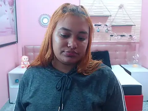 Snapshot of Alicefetishxxx chatting on April 1, 2026, 12:50 pm Alicefetishxxx online show from April 1, 2026, 12:50 pm