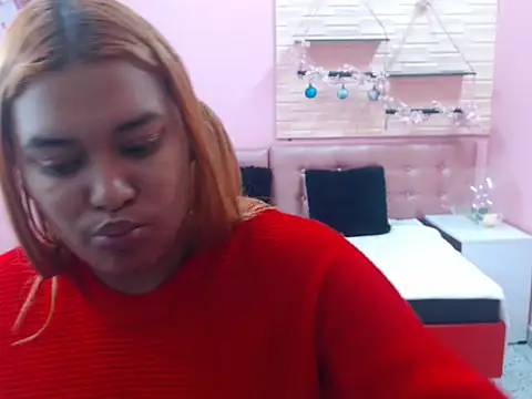 Snapshot of Alicefetishxxx chatting on April 6, 2026, 12:39 pm Alicefetishxxx online show from April 6, 2026, 12:39 pm