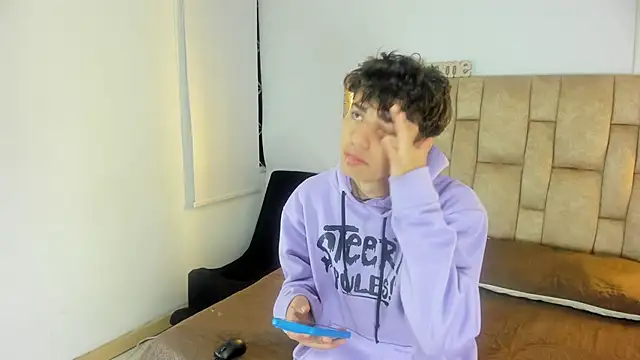 Snapshot of Noir_Sebas chatting on February 28, 2026, 3:06 am Noir Sebas online show from February 28, 2026, 3:06 am