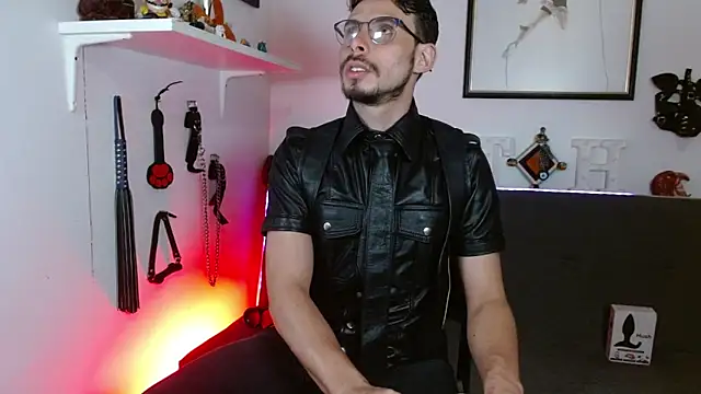 Thom sam  online show from March 11, 2026, 1:10 am