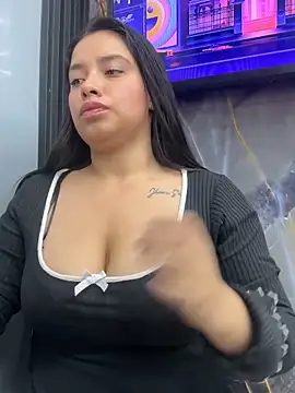 Miss Bella Flame online show from May 26, 2026, 7:01 pm
