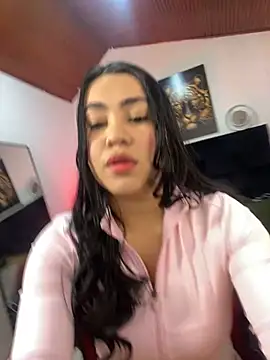 Liu wen  online show from July 6, 2026, 8:11 pm