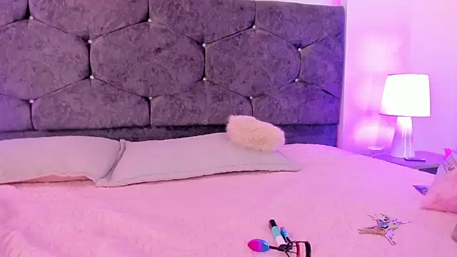 Megan Morphy online show from April 8, 2026, 2:07 pm