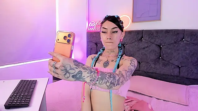 Megan Morphy online show from March 27, 2026, 1:34 pm