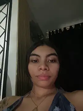 eimmy  skinny online show from May 9, 2026, 7:17 pm