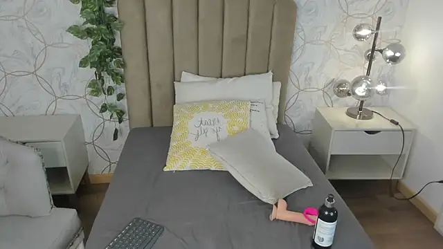 angelsky11 online show from March 4, 2026, 9:22 pm