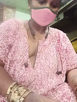 tamilkaviya431 online show from June 16, 2026, 11:38 pm