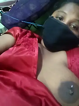 tamilkaviya431 online show from April 6, 2026, 4:57 am