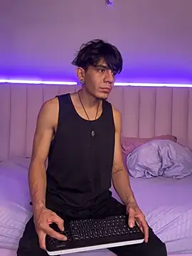 abrilandjulian online show from March 28, 2026, 12:06 pm