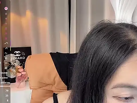 Snapshot of Lydia-668 chatting on February 14, 2026, 4:51 pm Lydia-668 online show from February 14, 2026, 4:51 pm