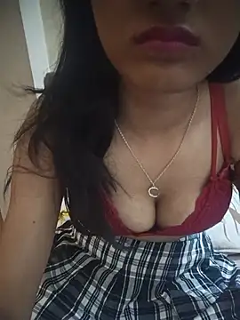 Sexycouple 09 online show from May 28, 2026, 6:36 pm