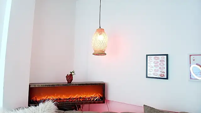 sweet-moon online show from March 11, 2026, 2:00 pm