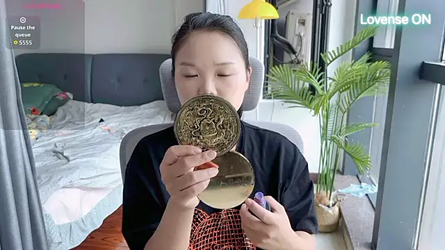 xiaosu22 online show from June 28, 2026, 2:51 am