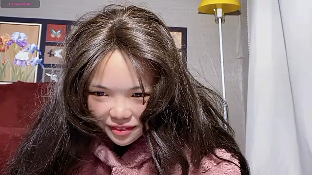 xiaosu22 online show from February 16, 2026, 1:37 am