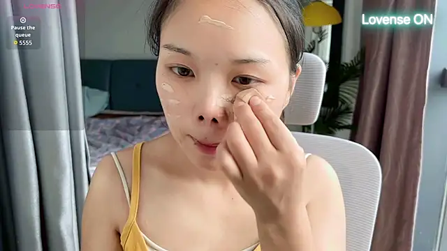 xiaosu22 online show from July 8, 2026, 8:26 am