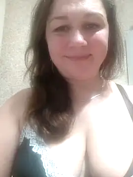 Susan8421 online show from April 8, 2026, 7:48 pm