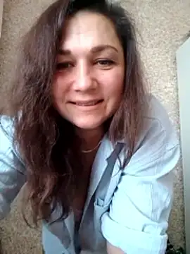 Susan8421 online show from March 24, 2026, 8:03 am