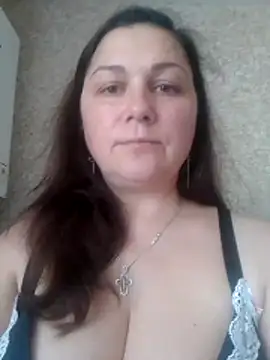 Susan8421 online show from April 4, 2026, 12:23 pm