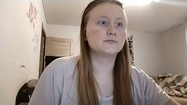 AnikaLipps online show from June 11, 2026, 2:53 am