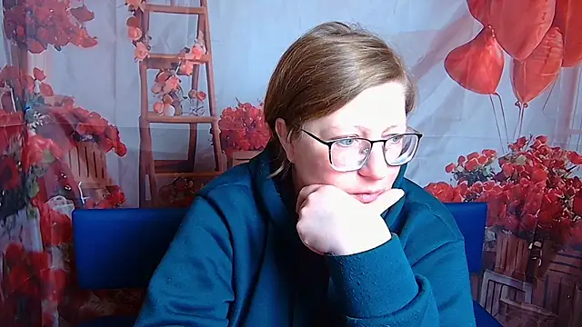 Snapshot of RadaChudna chatting on February 17, 2026, 6:44 am RadaChudna online show from February 17, 2026, 6:44 am