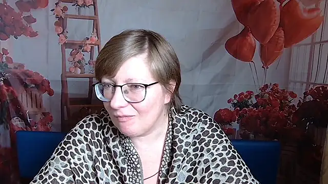 Snapshot of RadaChudna chatting on February 25, 2026, 5:51 am RadaChudna online show from February 25, 2026, 5:51 am