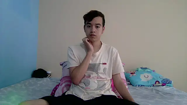 Snapshot of IronDante chatting on February 17, 2026, 12:46 pm IronDante online show from February 17, 2026, 12:46 pm