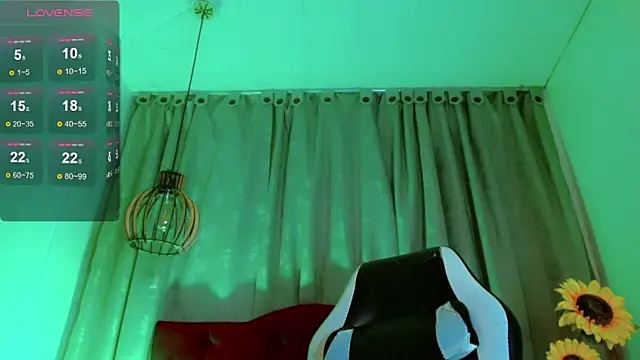 Cayetana Black  online show from February 17, 2026, 7:00 pm