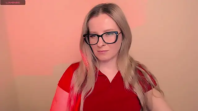 AnnePeach online show from March 19, 2026, 7:58 pm