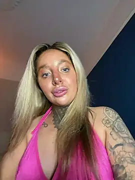 Summerwestt online show from February 15, 2026, 4:17 pm