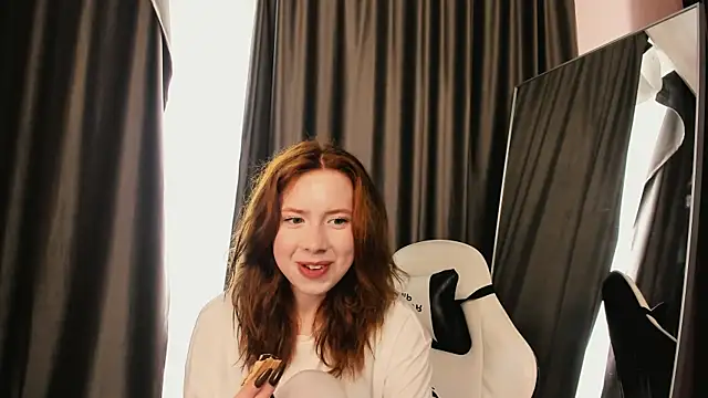 StellaBev online show from April 15, 2026, 8:20 pm