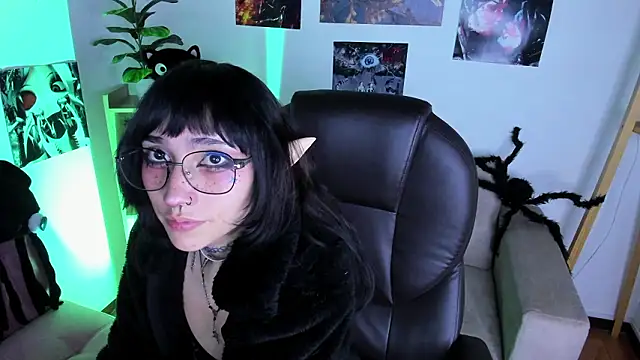 Hoshi Miuu online show from March 7, 2026, 2:22 pm