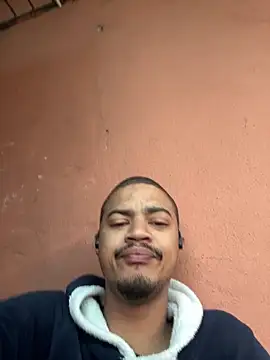 Snapshot of colouredboyfrombelhar chatting on March 20, 2026, 8:04 am colouredboyfrombelhar online show from March 20, 2026, 8:04 am